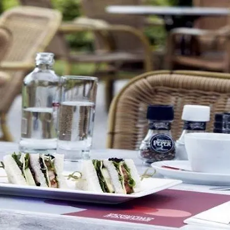 Campanile & Restaurant 's Hertogenbosch Ξενοδοχείο 3*
