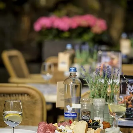 Hotell Campanile & Restaurant 's Hertogenbosch