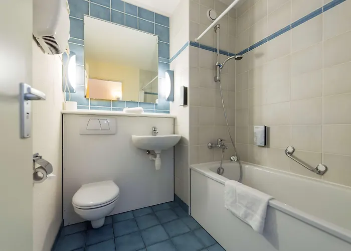 Hotel Campanile & Restaurant 's Hertogenbosch 3*