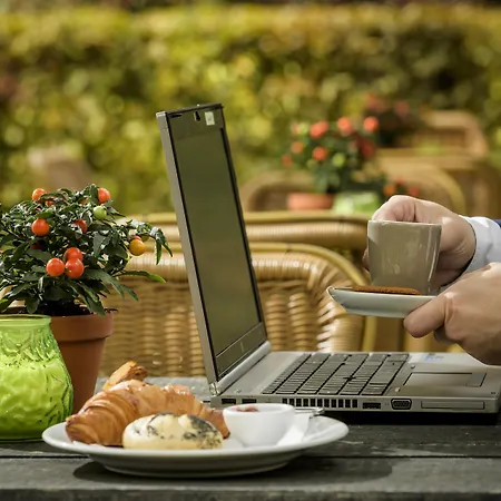 Hotel Campanile & Restaurant 's Hertogenbosch 3*