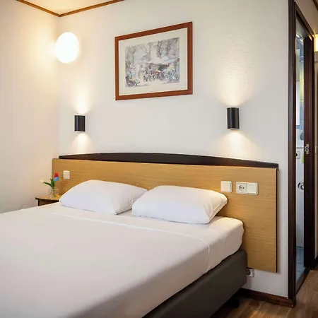 Campanile & Restaurant 's Hertogenbosch 3* Ден Бош