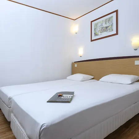 Hotel Campanile Hotel&restaurant 's Hertogenbosch 3*