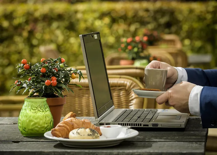 Otel Campanile & Restaurant 's Hertogenbosch 3*