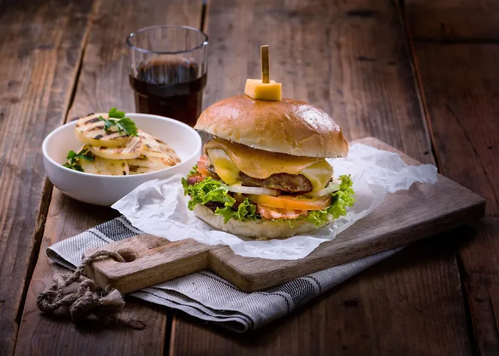 Campanile & Restaurant 's Hertogenbosch מלון דן בוש