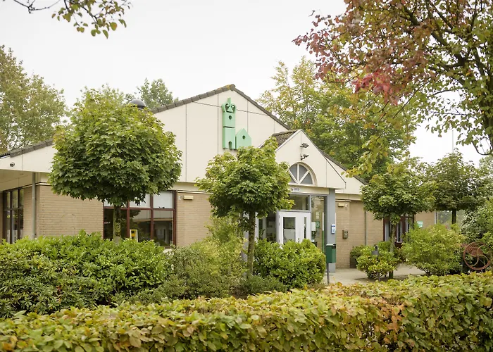 מלון Campanile & Restaurant 's Hertogenbosch דן בוש