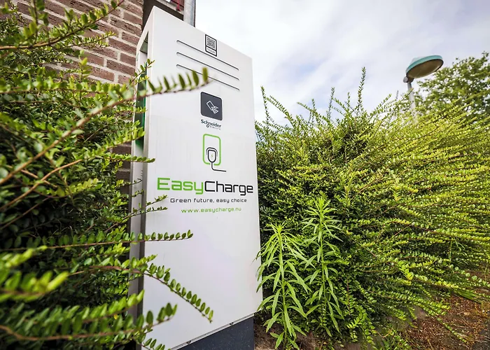 Campanile & Restaurant 's Hertogenbosch מלון דן בוש