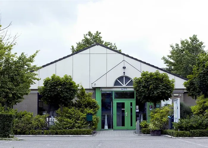 מלון Campanile & Restaurant 's Hertogenbosch דן בוש